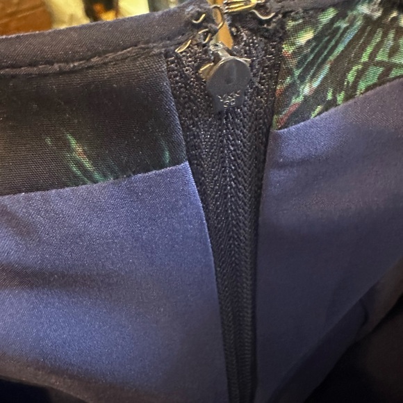 Size 4 Club Monaco strapless mini dress. Only worn once! - Picture 4 of 8